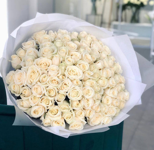 White Roses Bouquet “Playablanca”